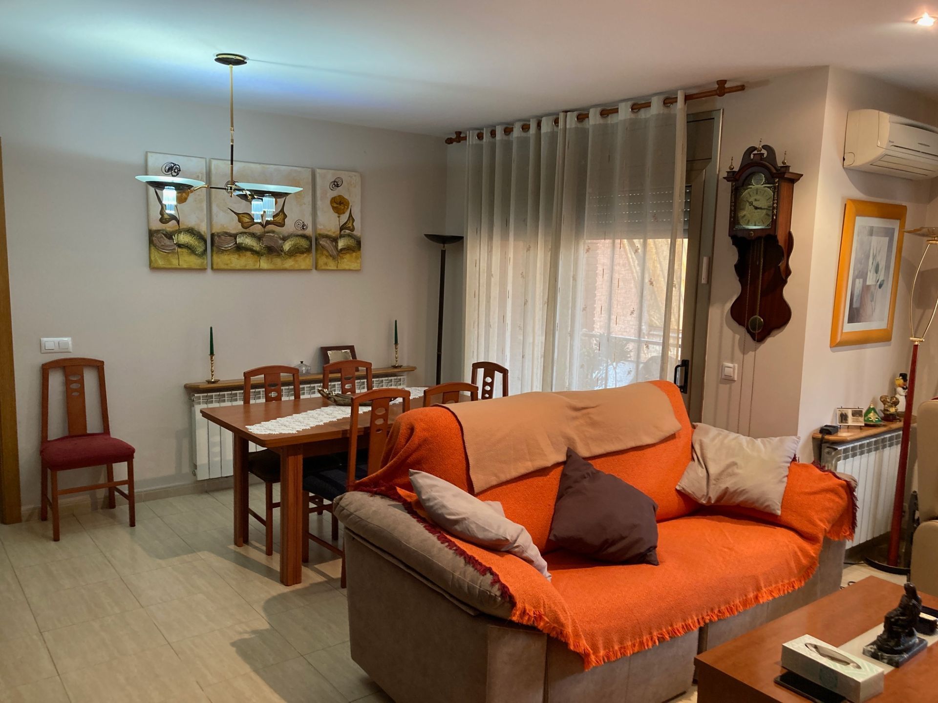 Piso en venta en Domènec Cardenal, 1