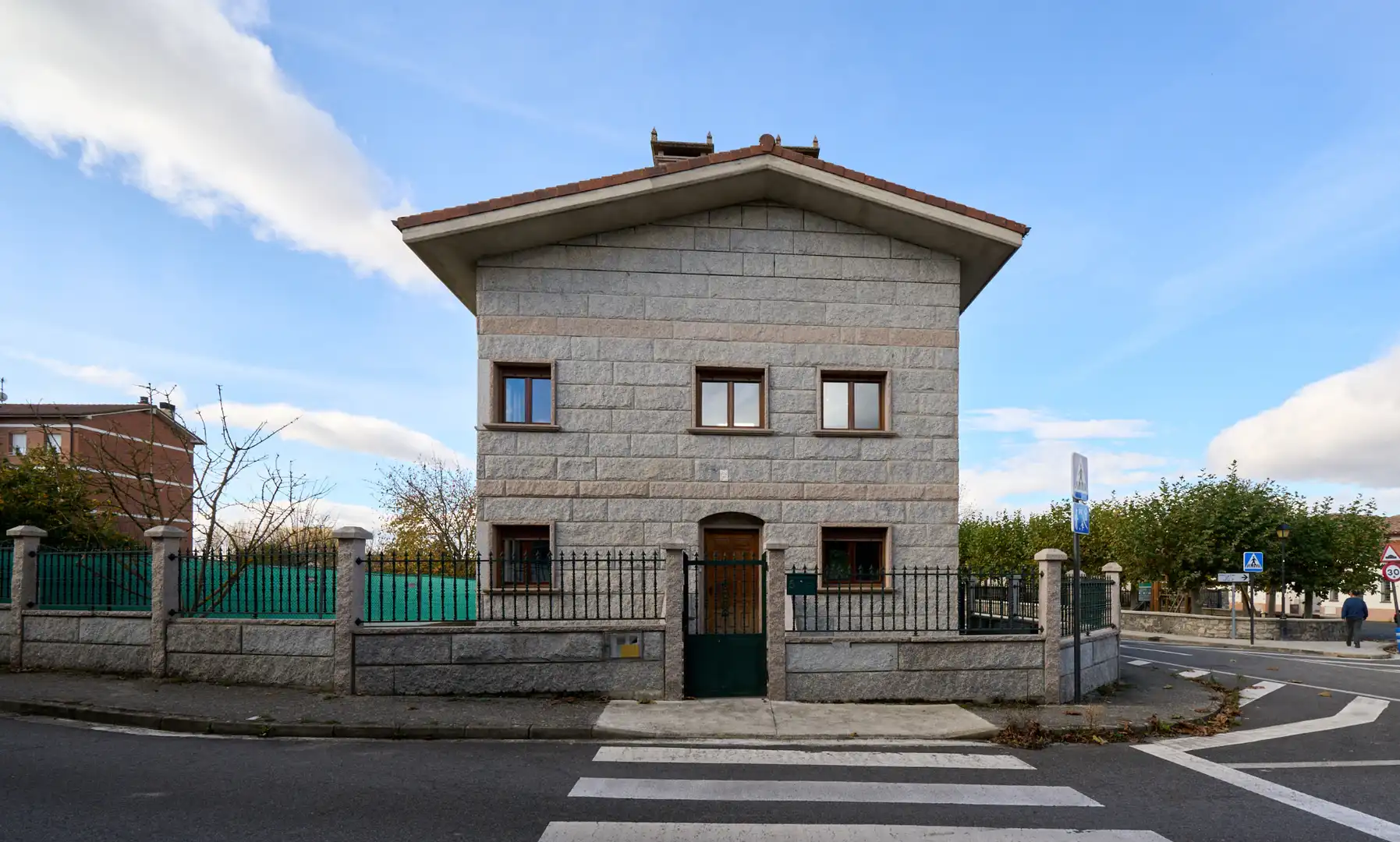 Exterior view of Houses for sale in Vitoria - Gasteiz  with Heating, Private garden and Parquet flooring