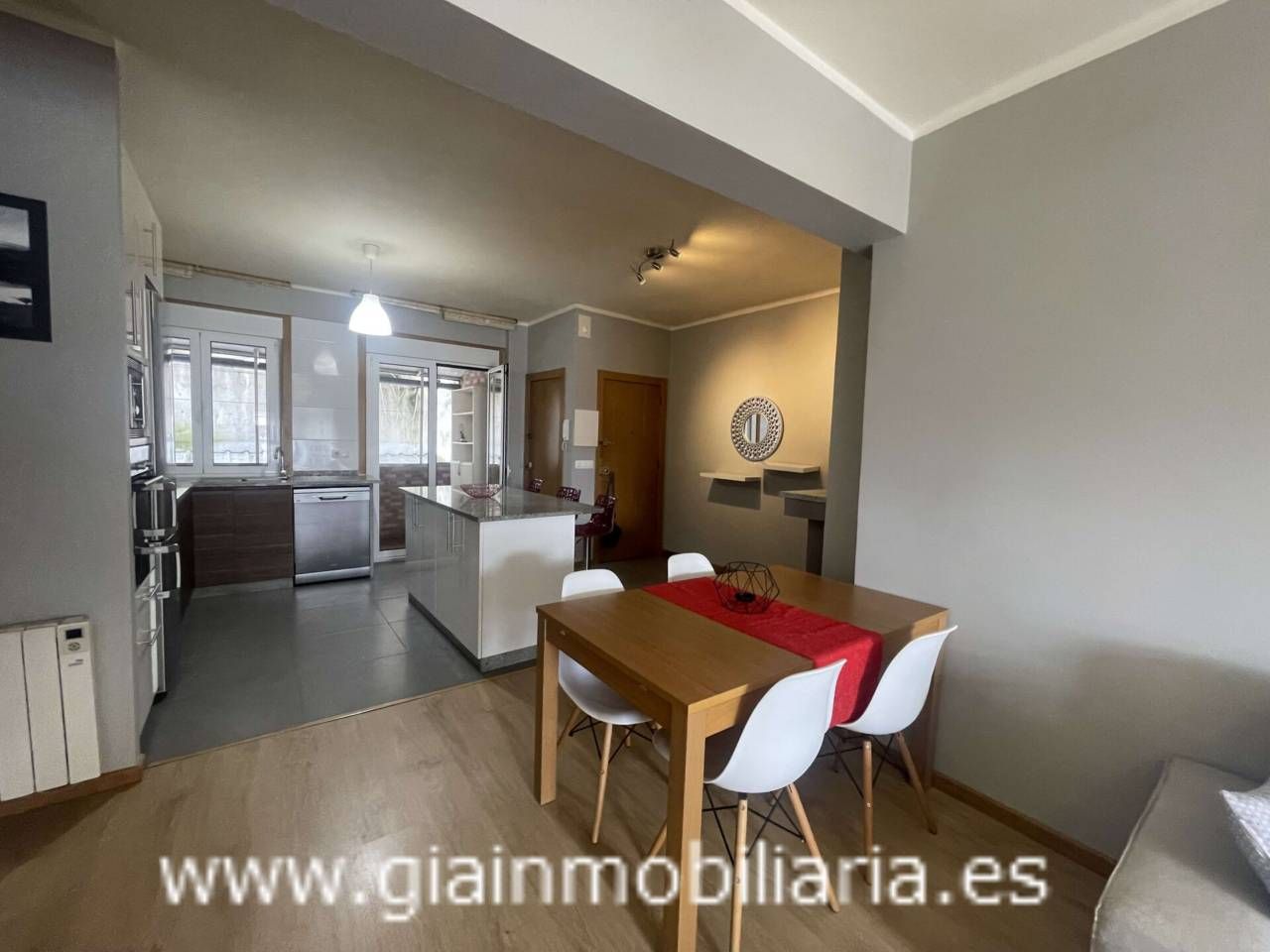 Dining room of Flat for sale in Vigo   with Heating, Terrace and Furnished
