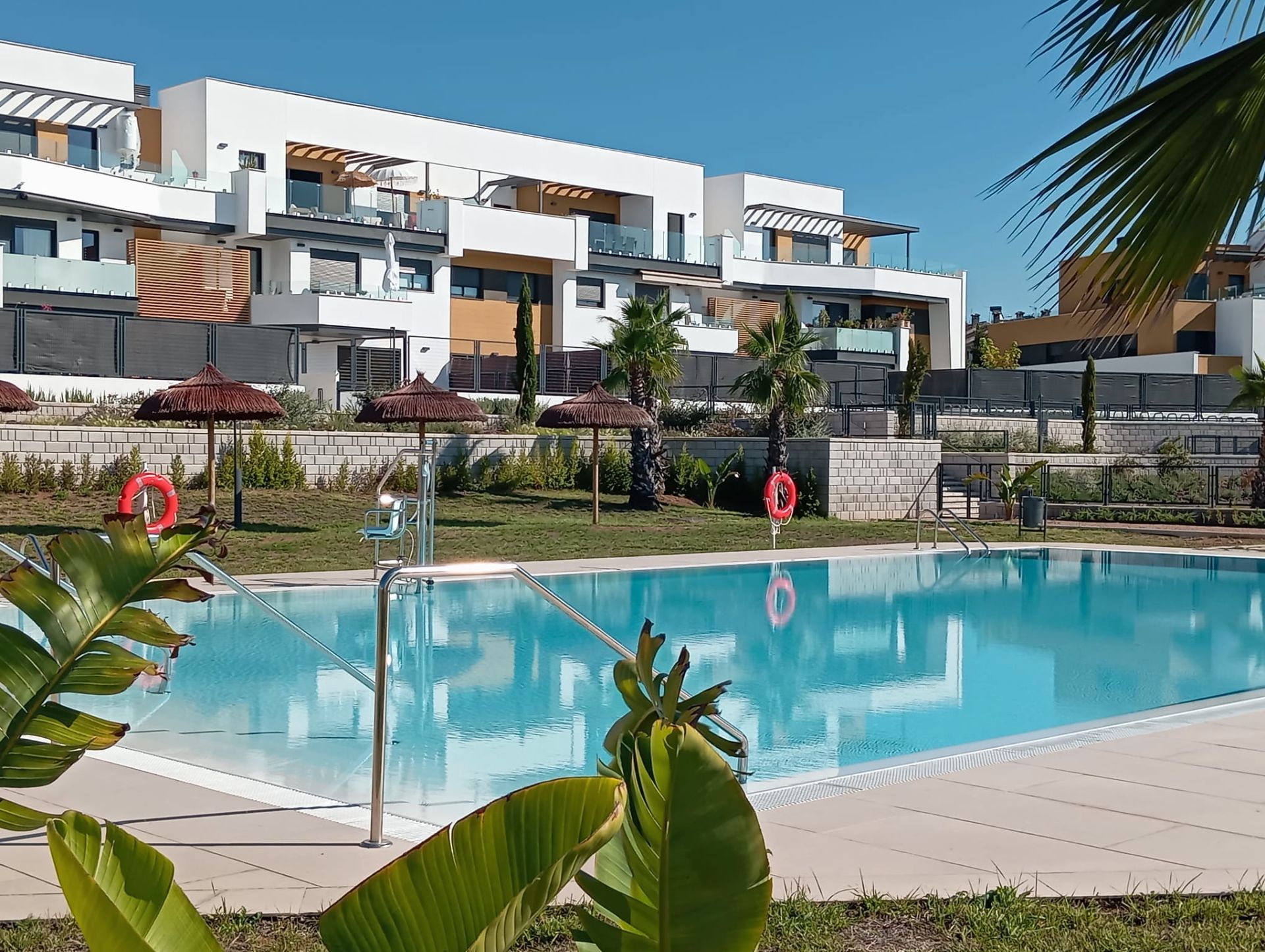 Swimming pool of Flat for sale in  Córdoba Capital  with Air Conditioner, Heating and Private garden