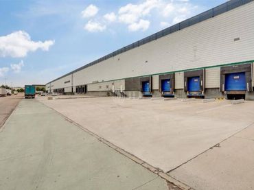 Nau industrial de lloguer a Los Olivos - Los Ángeles