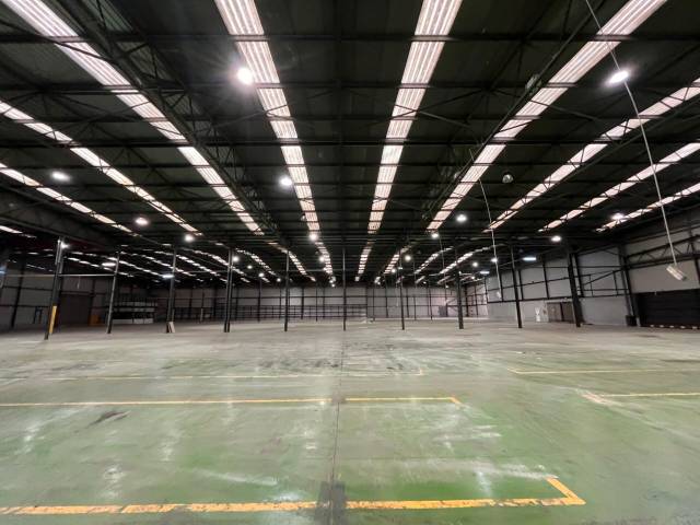 Nave industrial en Venta en Carrer Llobateres en Zona Industrial