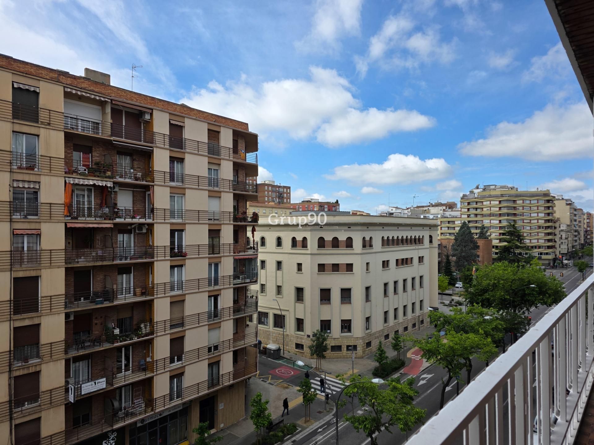Vista exterior de Pis en venda en  Lleida Capital amb Calefacció