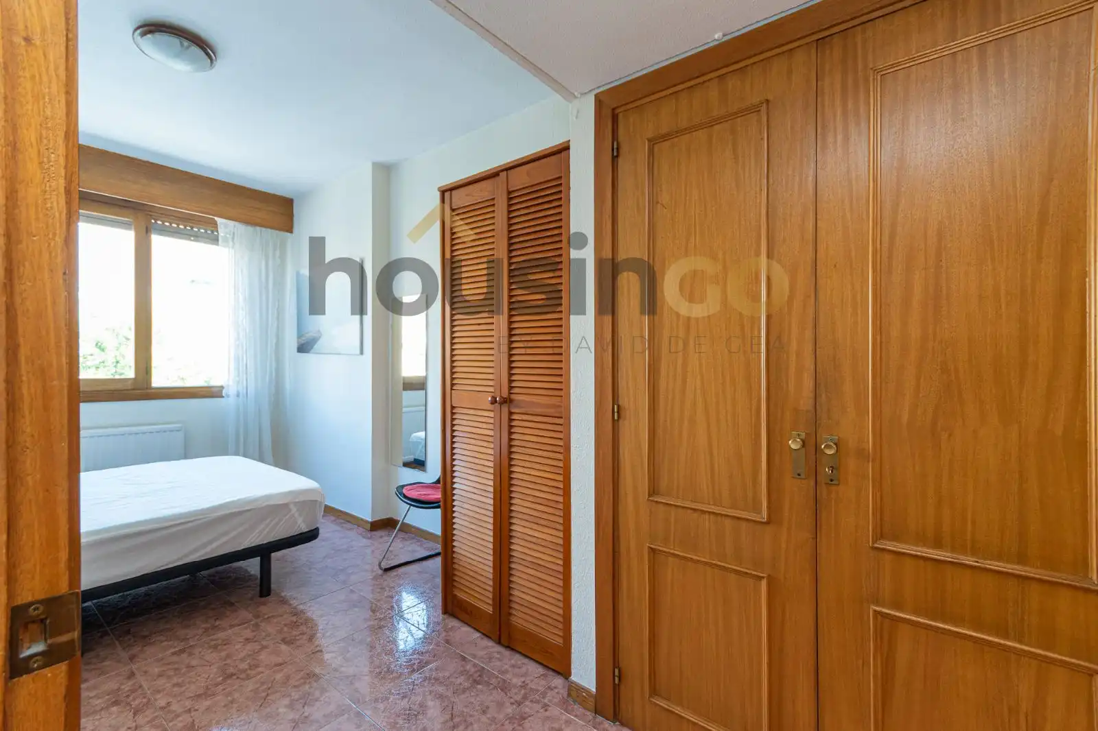 Schlafzimmer von Wohnung zur Miete in Madrid mit Klimaanlage, Heizung und Möbliert