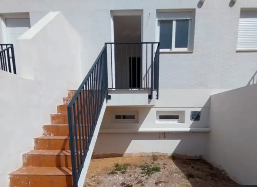 Reihenhaus mit Balkon zum Verkauf in Playa - Ben Afeli, imagen 9