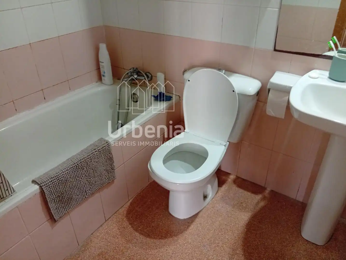 Bathroom of Apartments for sale in Calella  with Terrace, Swimming Pool and Community pool