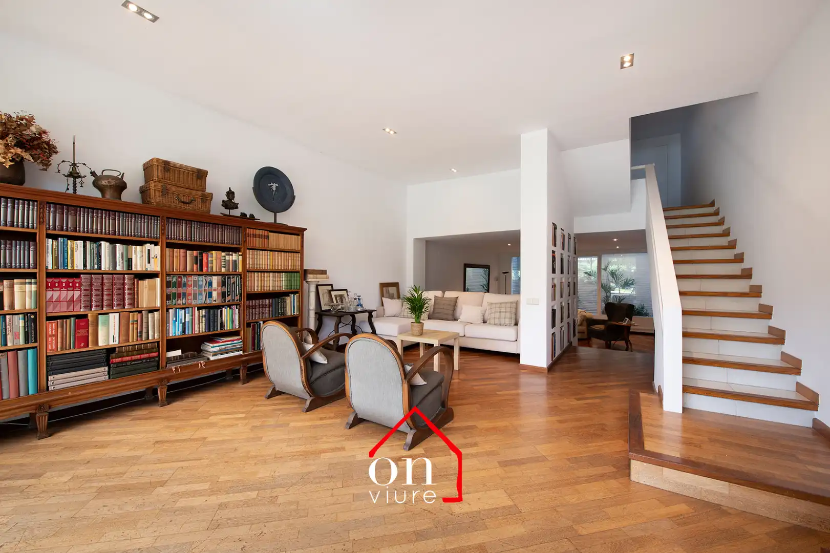 Sala d'estar de Casa o xalet en venda en Sant Cugat del Vallès amb Calefacció, Jardí privat i Terrassa