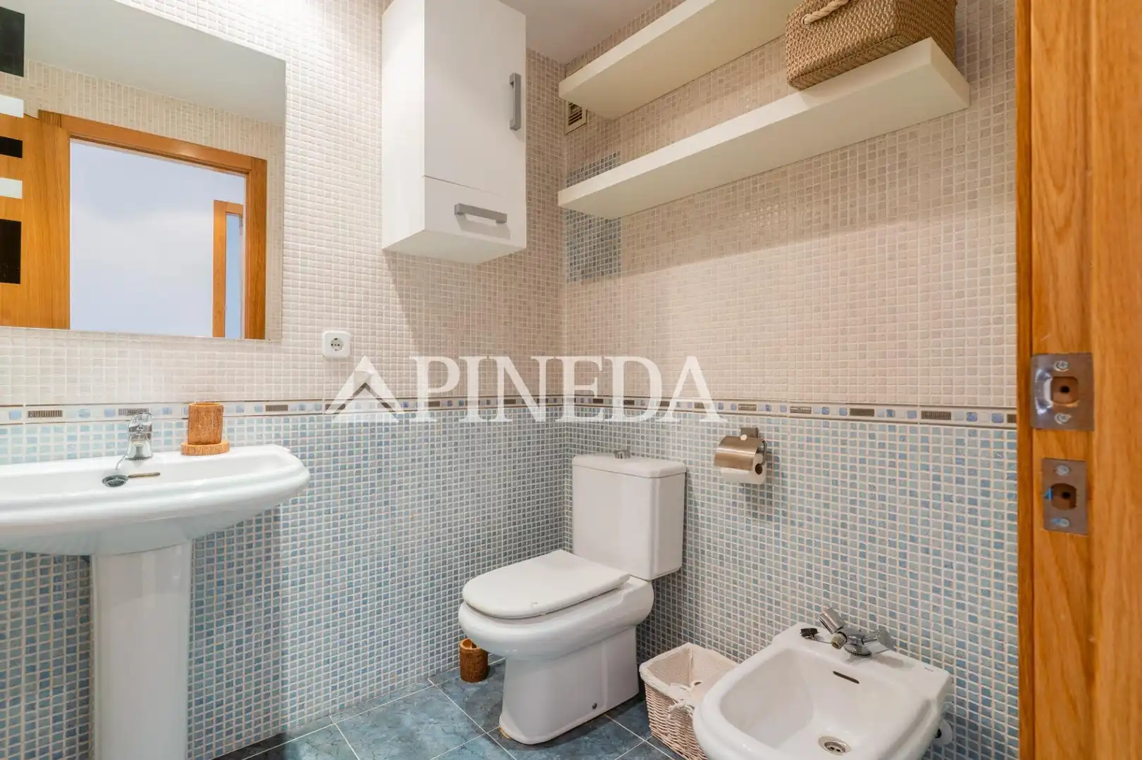 Bany de Apartament de lloguer en Puçol amb Terrassa, Moblat i Piscina comunitària