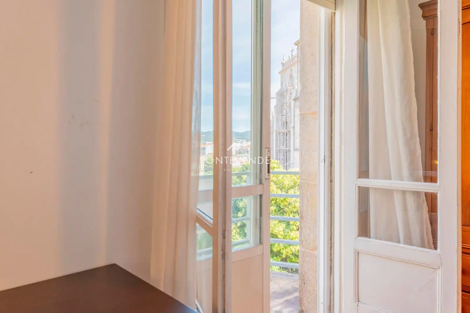 Bedroom of Flat for sale in Pontevedra Capital   with Heating, Terrace and Storage room