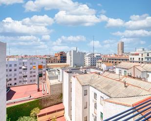Vista exterior de Estudi de lloguer en  Madrid Capital amb Aire condicionat