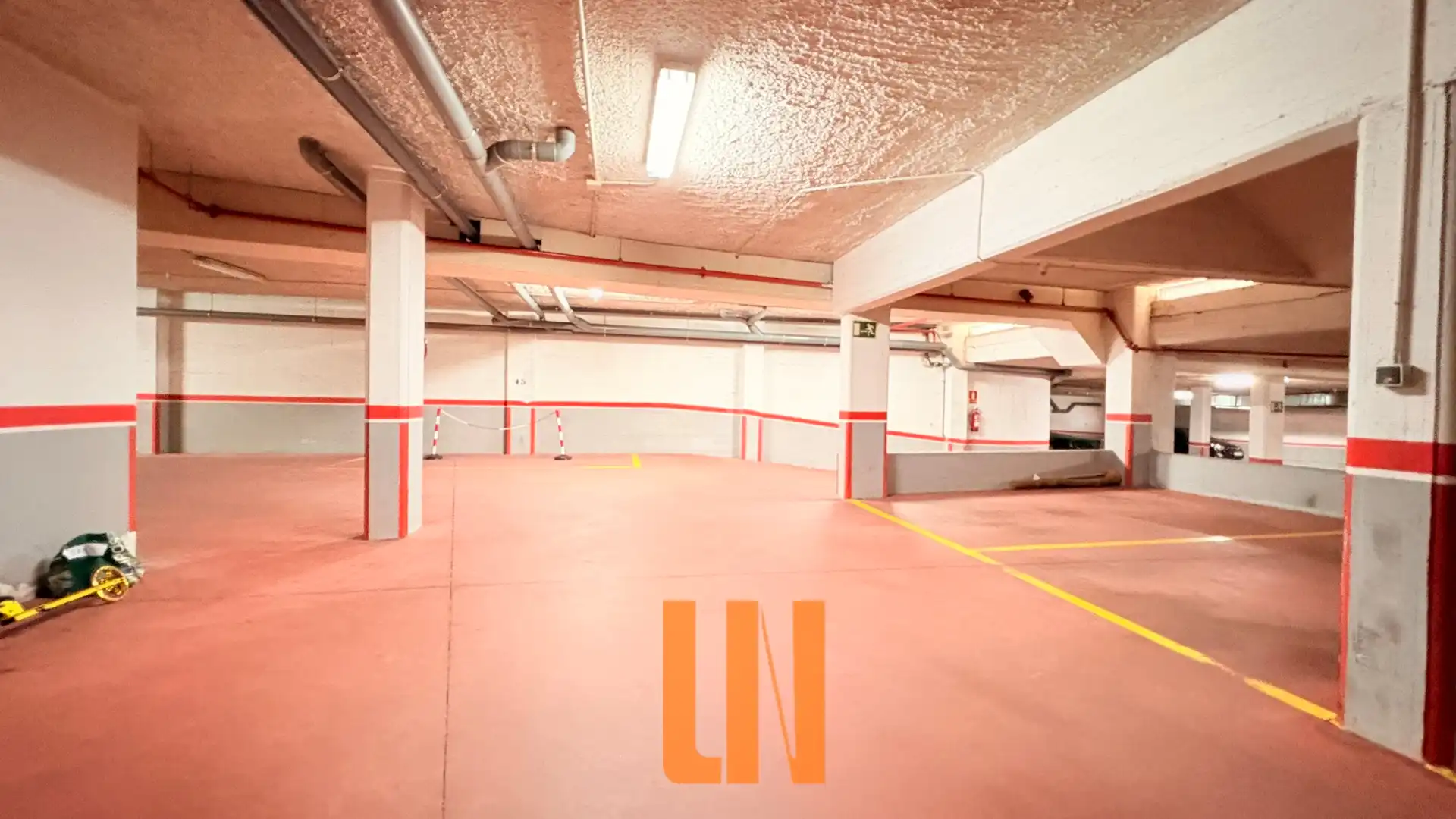 Parkplatz von Wohnung zum Verkauf in Oleiros mit Heizung und Parkett