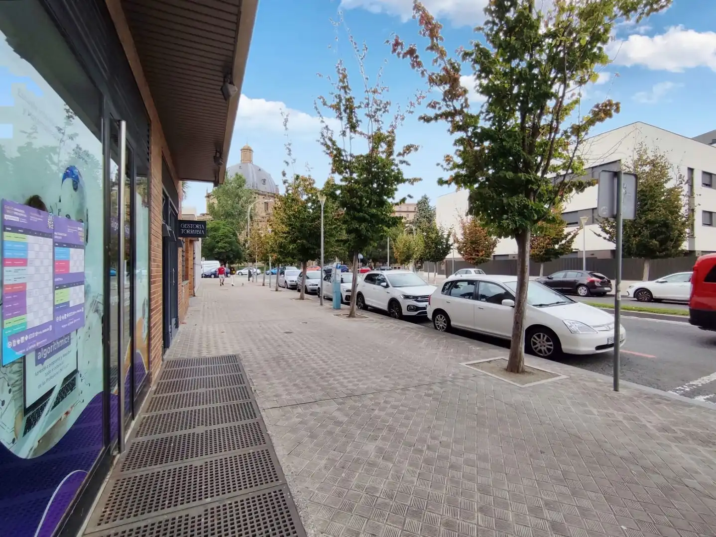 Local comercial de lloguer a Juan Pablo II, imagen 3