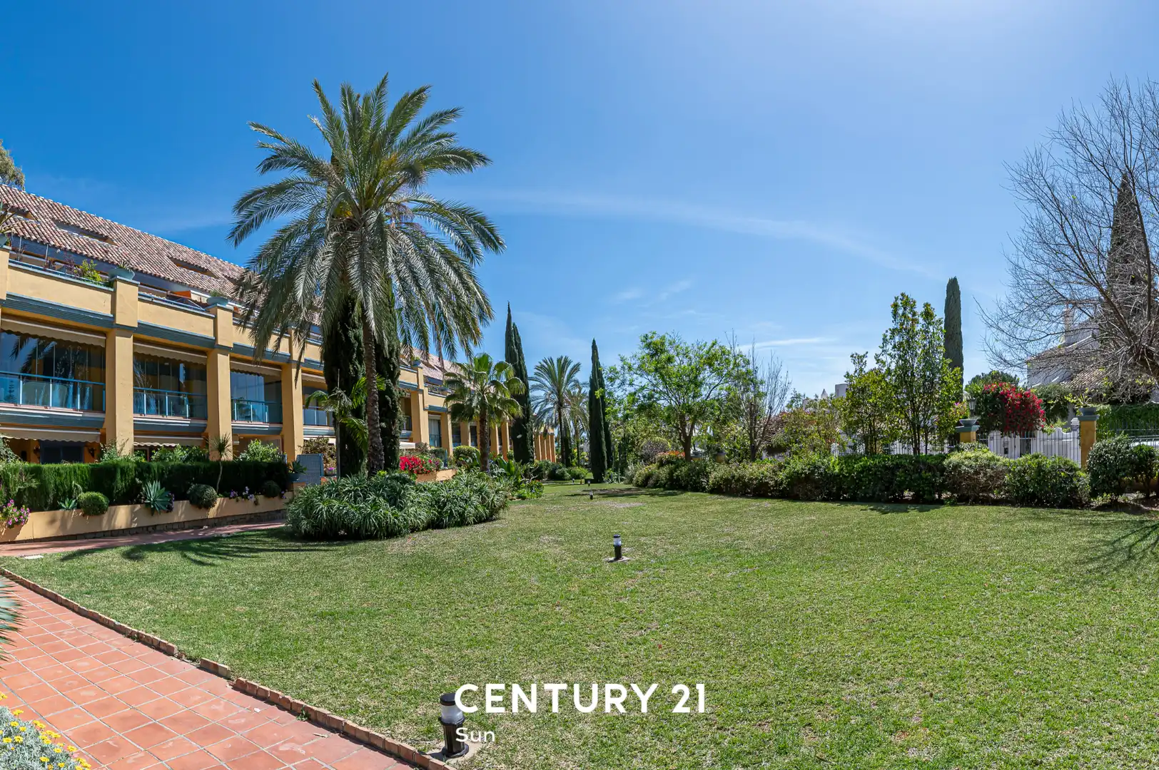 Exterior view of Attic for sale in Marbella  with Air Conditioner, Heating and Terrace