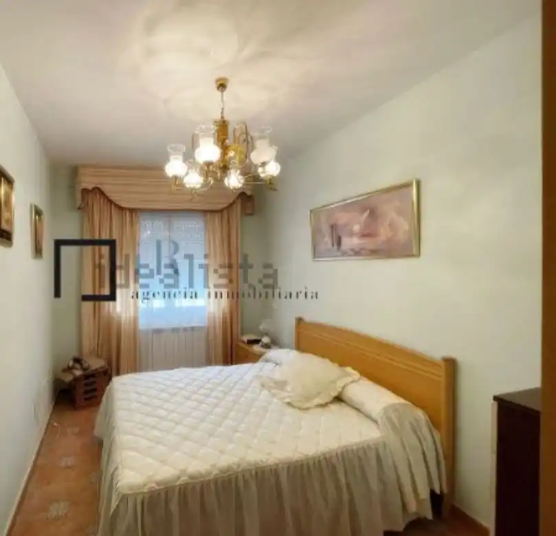 Habitación de Finca rústica en venta en Los Navalucillos con Calefacción, Terraza y Trastero