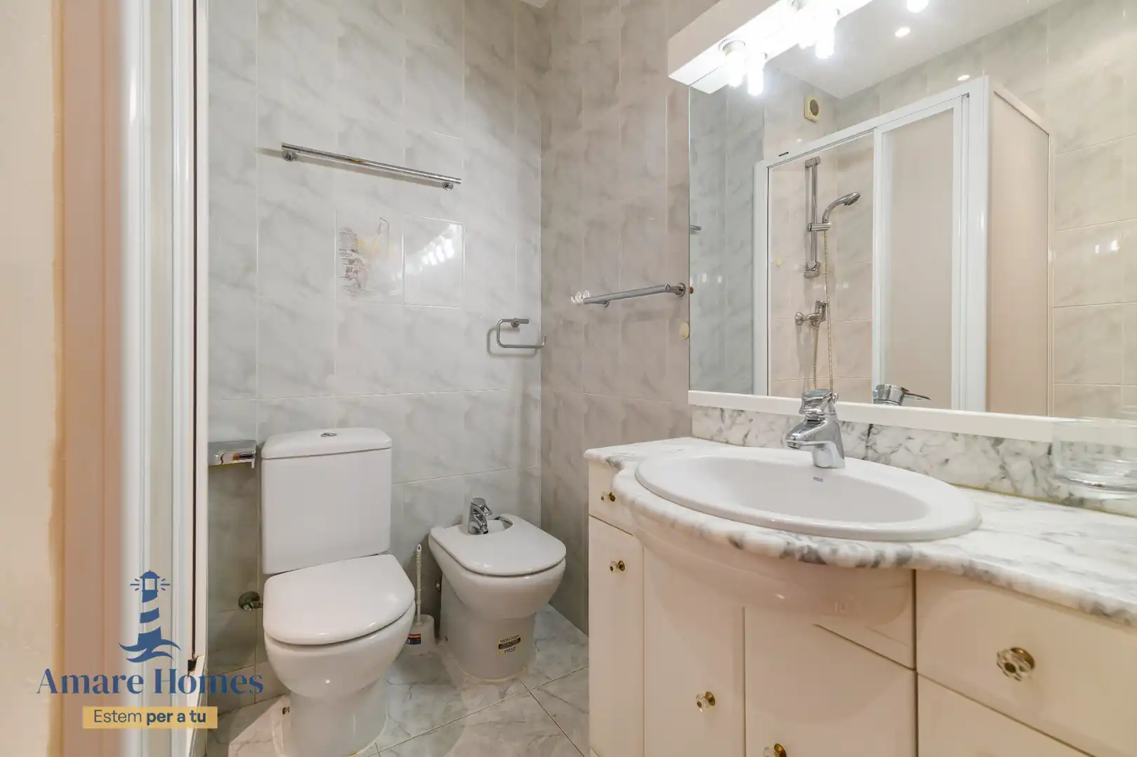 Baño de Ático en venta en Castelldefels con Terraza y Horno