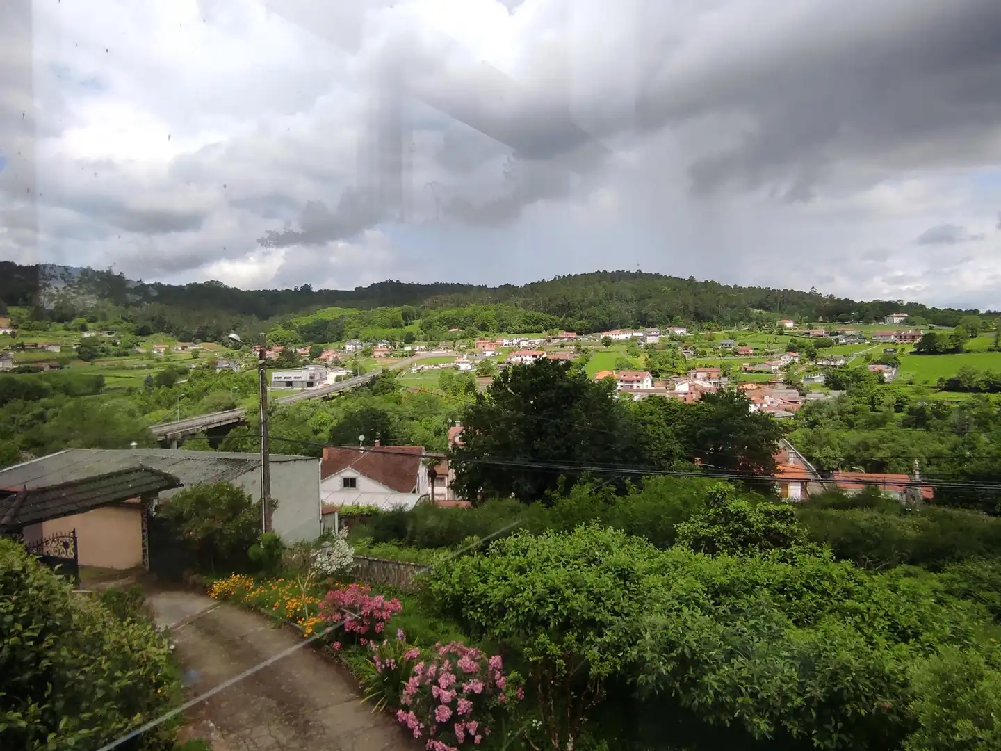 Vista exterior de Casa o chalet en venta en Vila de Cruces con Calefacción, Jardín privado y Terraza
