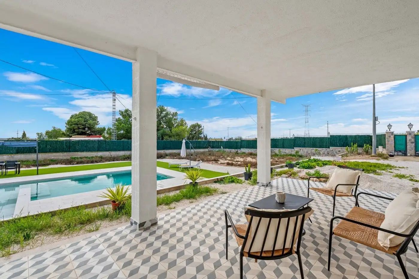 Terrassa de Casa o xalet en venda en Elche / Elx amb Jardí privat, Terrassa i Piscina