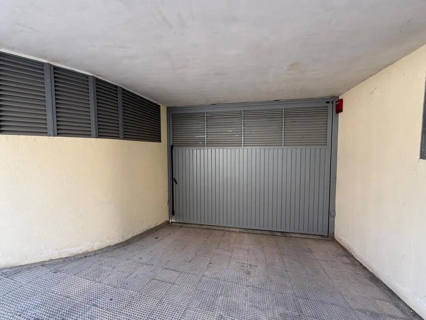 Aparcamiento en venta en Sur, imagen 2