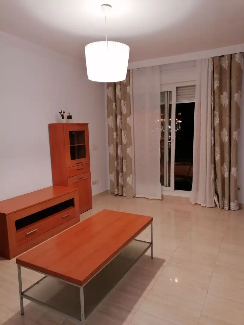 Wohnzimmer von Wohnung zur Miete in Algeciras mit Terrasse und Möbliert