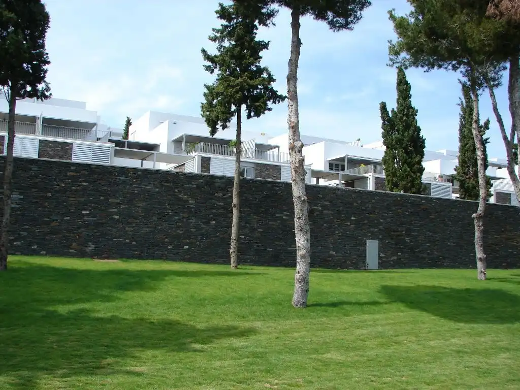 Außenansicht von Maisonette zum Verkauf in Sant Pere de Ribes mit Klimaanlage, Heizung und Privatgarten