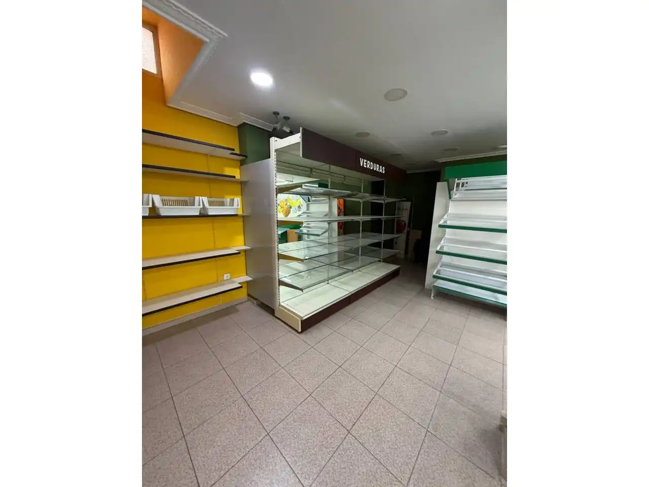 Local comercial en venda a Úbeda, imagen 5
