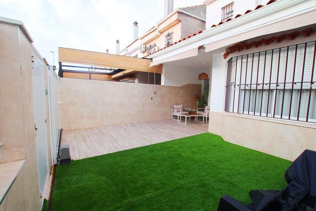 Terraza de Casa adosada en venta en Jerez de la Frontera con Aire acondicionado