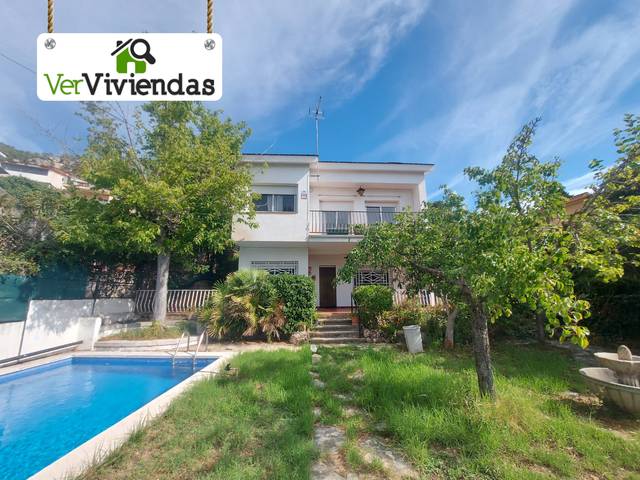 Casa-chalet en Venta en Carrer Major, 513 en Vallirana