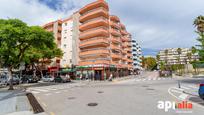 Vista exterior de Apartament en venda en Salou amb Aire condicionat i Terrassa