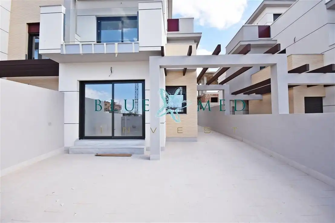 Vista exterior de Casa o xalet en venda en Mazarrón amb Terrassa i Balcó