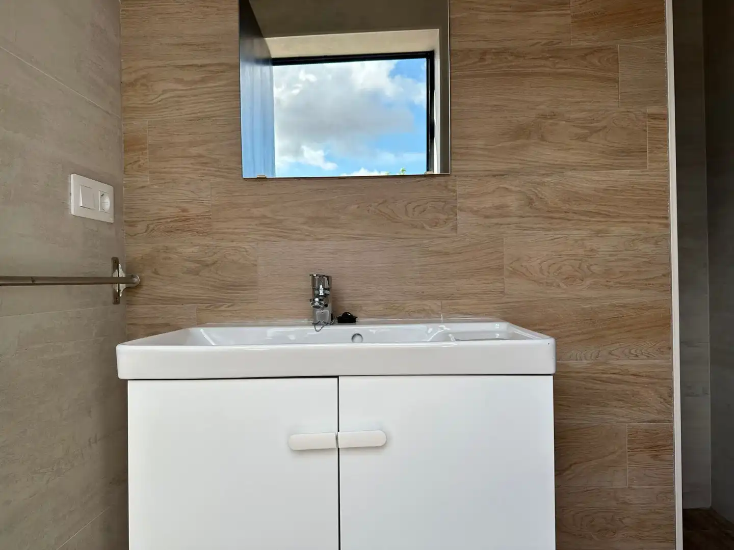 Bathroom of Flat for sale in Lora del Río  with Air Conditioner, Heating and Swimming Pool