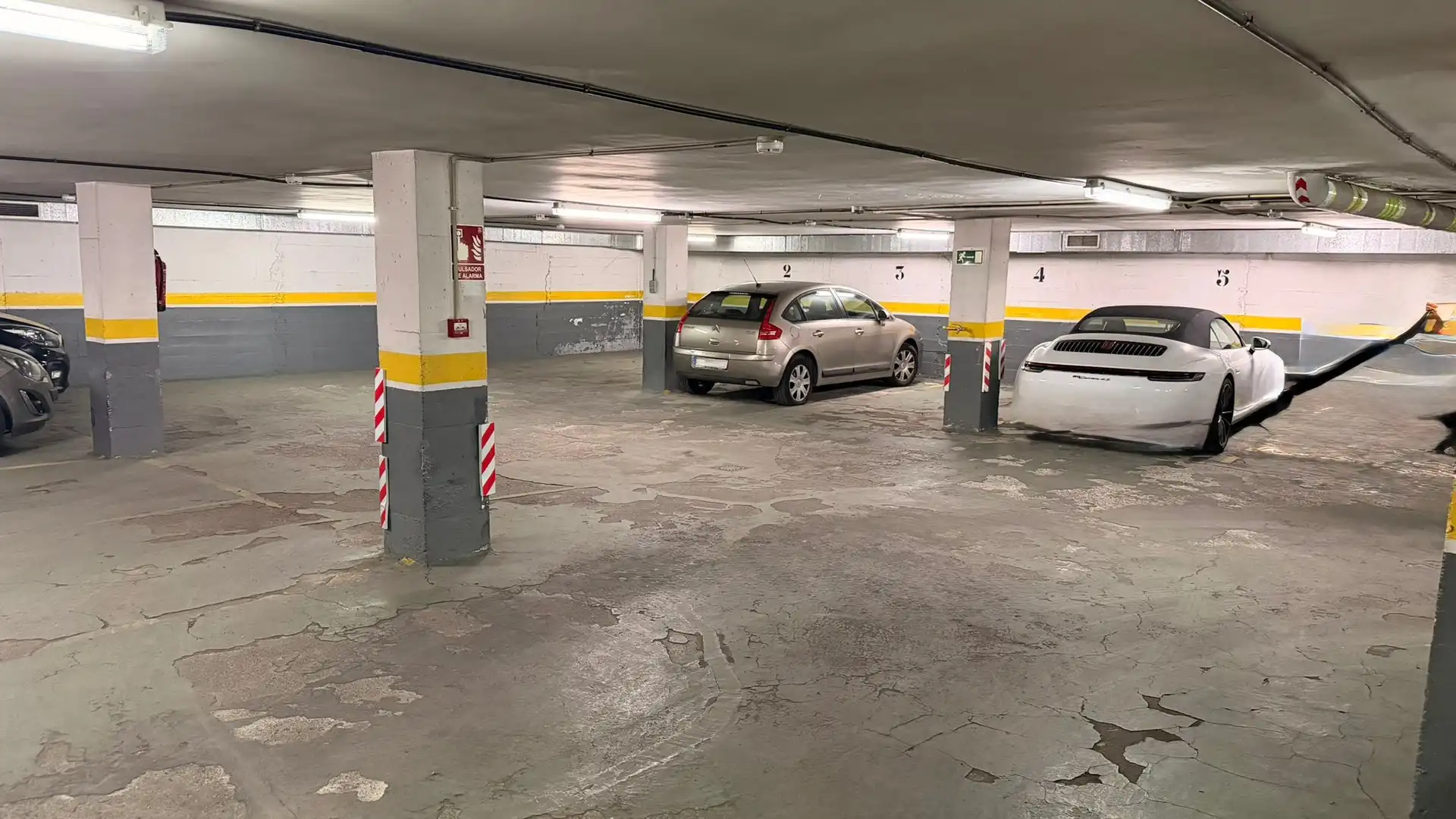 Parking of Garage for rent in Madrid