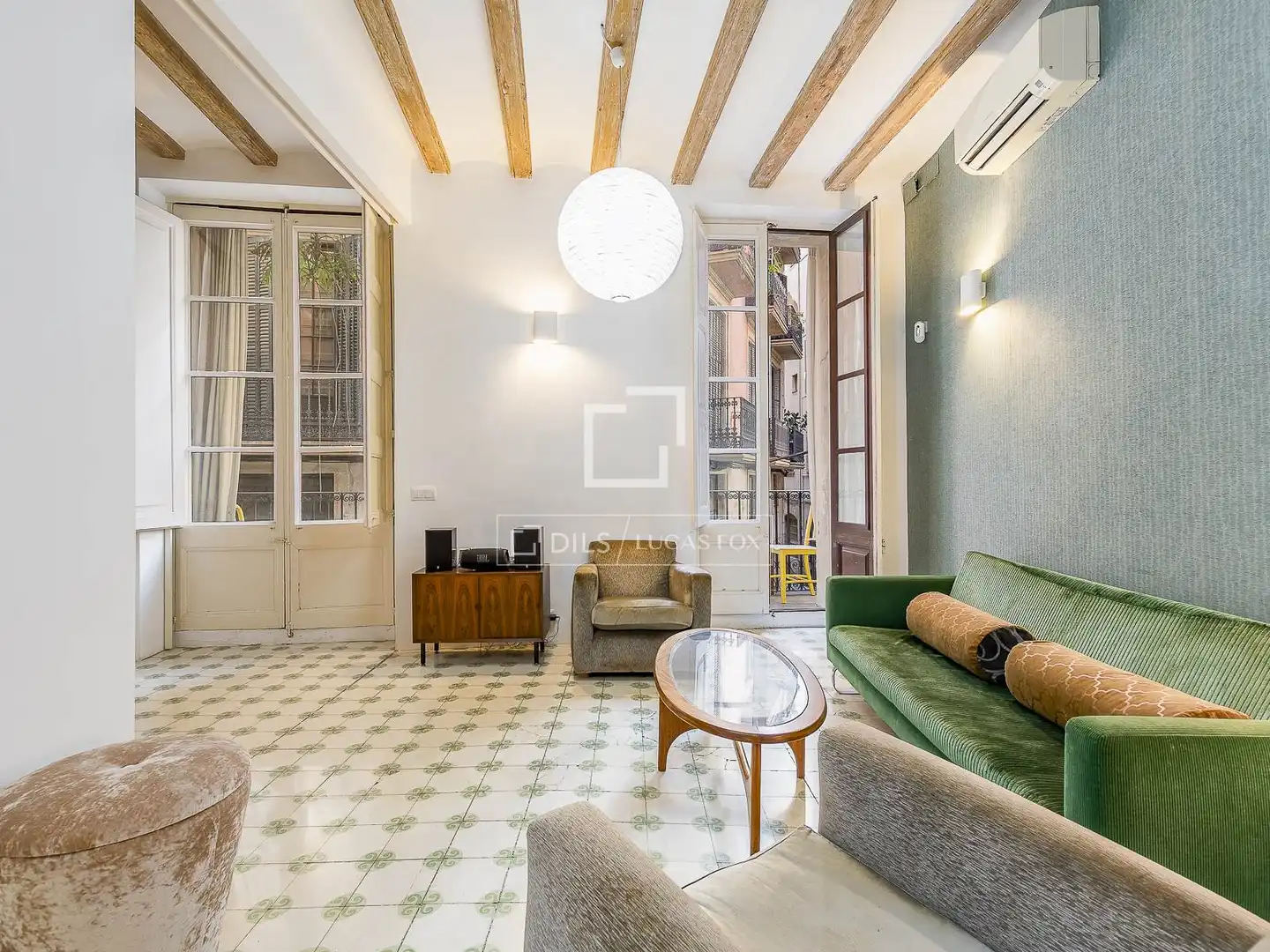 Living room of Flat for sale in Barcelona  with Air Conditioner, Terrace and Balcony