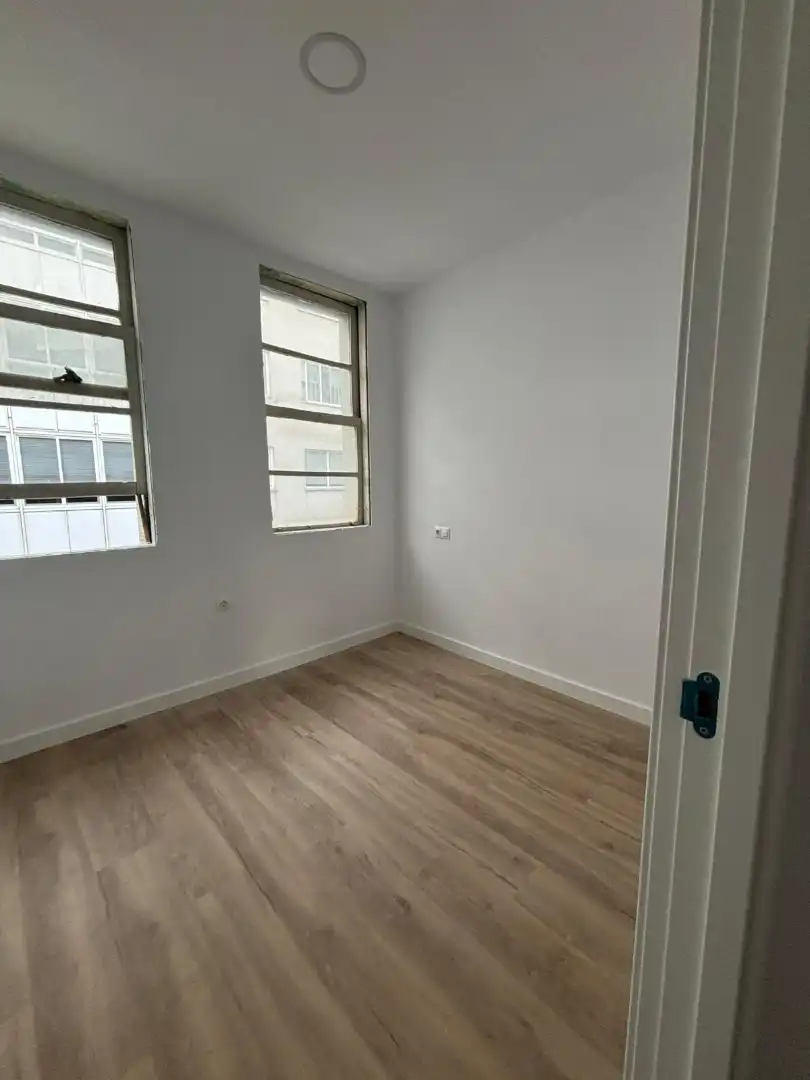 Bedroom of Flat for sale in Ferrol  with Oven and Microwave