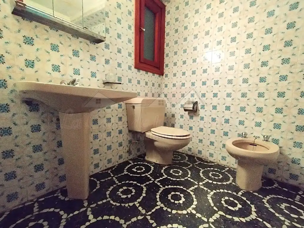 Badezimmer von Wohnung zum Verkauf in Sax