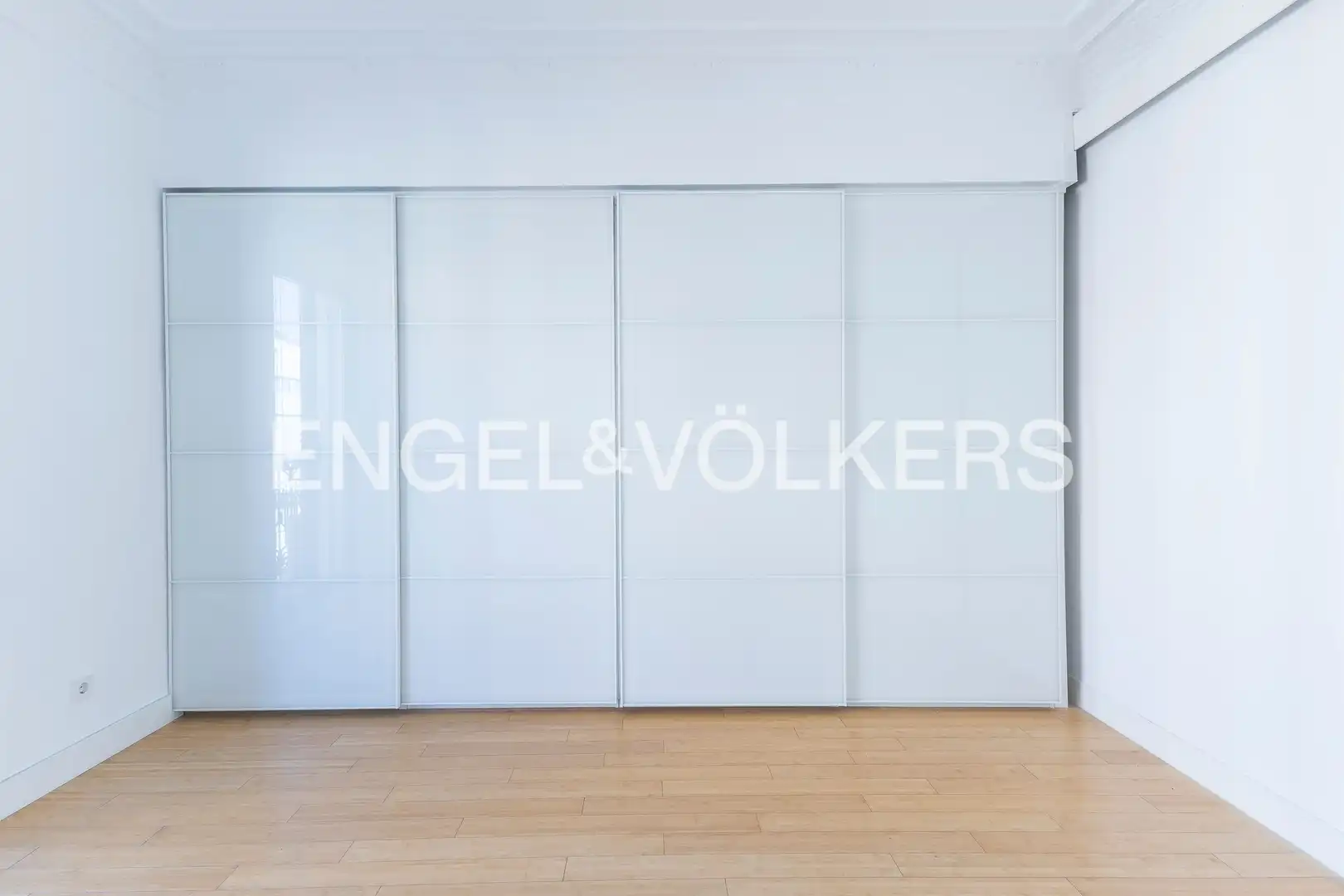 Wohnung zur Miete in Madrid mit Klimaanlage, Heizung und Parkett