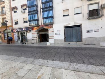 Business premises to rent in Plaza San Pedro 12