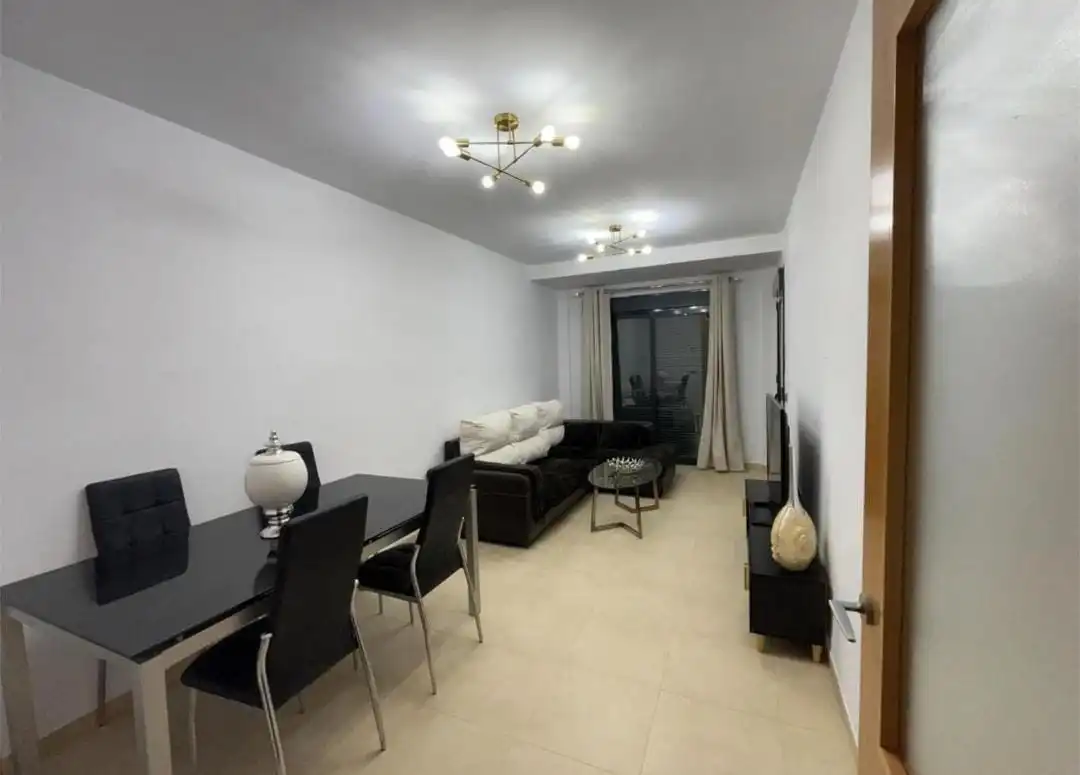 Wohnzimmer von Wohnung zum Verkauf in Roquetas de Mar mit Klimaanlage, Heizung und Terrasse