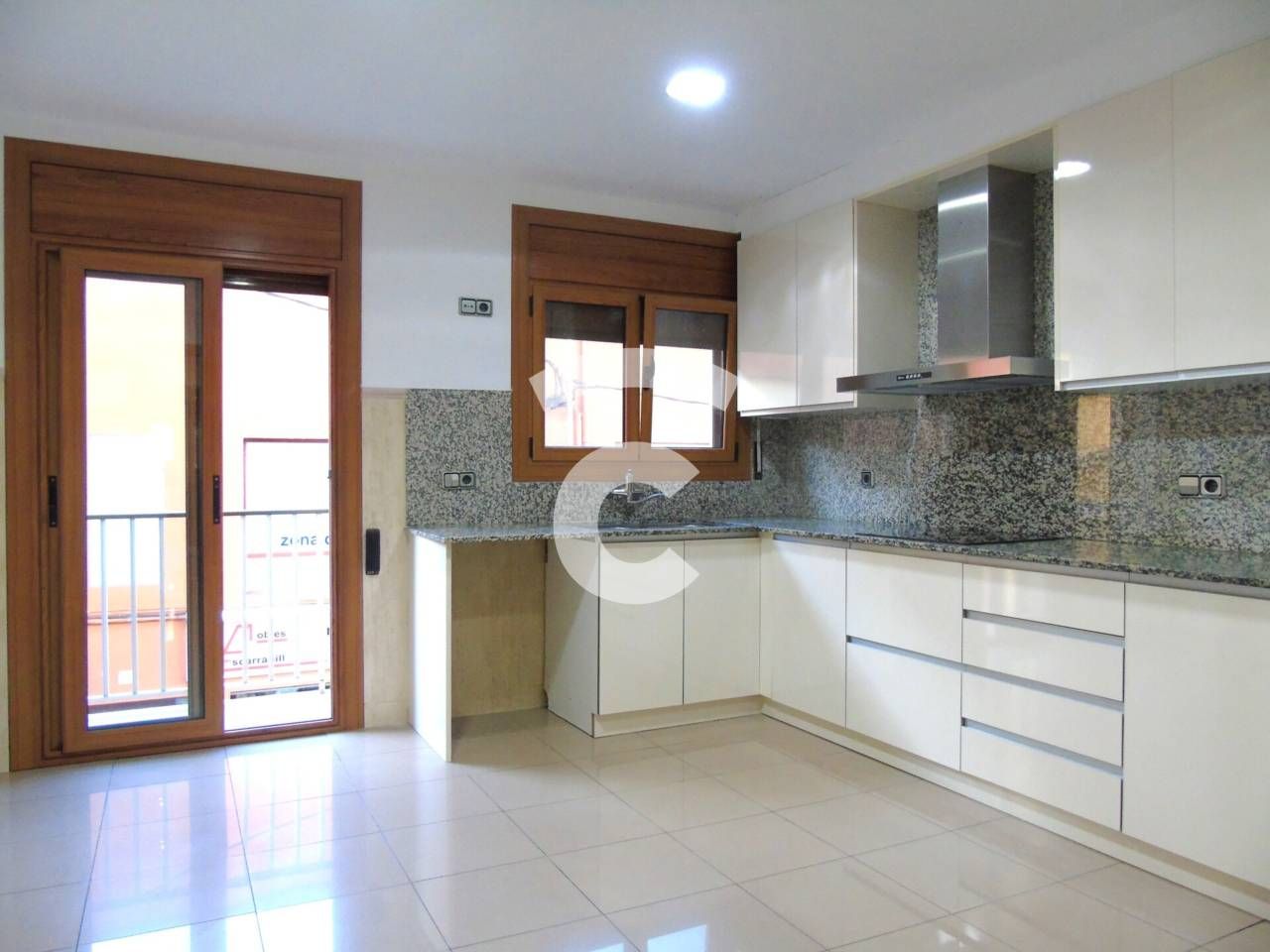 Kitchen of Flat to rent in Roda de Ter  with Heating, Storage room and Balcony