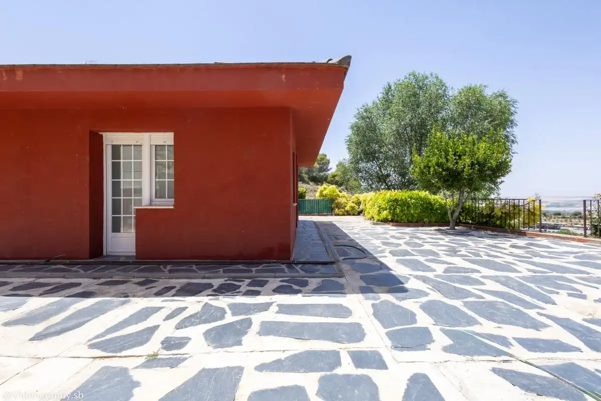 Vista exterior de Casa o chalet en venta en Guadalajara con Aire acondicionado, Calefacción y Jardín privado