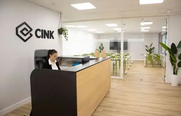 Büro zur Miete in Madrid mit Klimaanlage, Heizung und Möbliert
