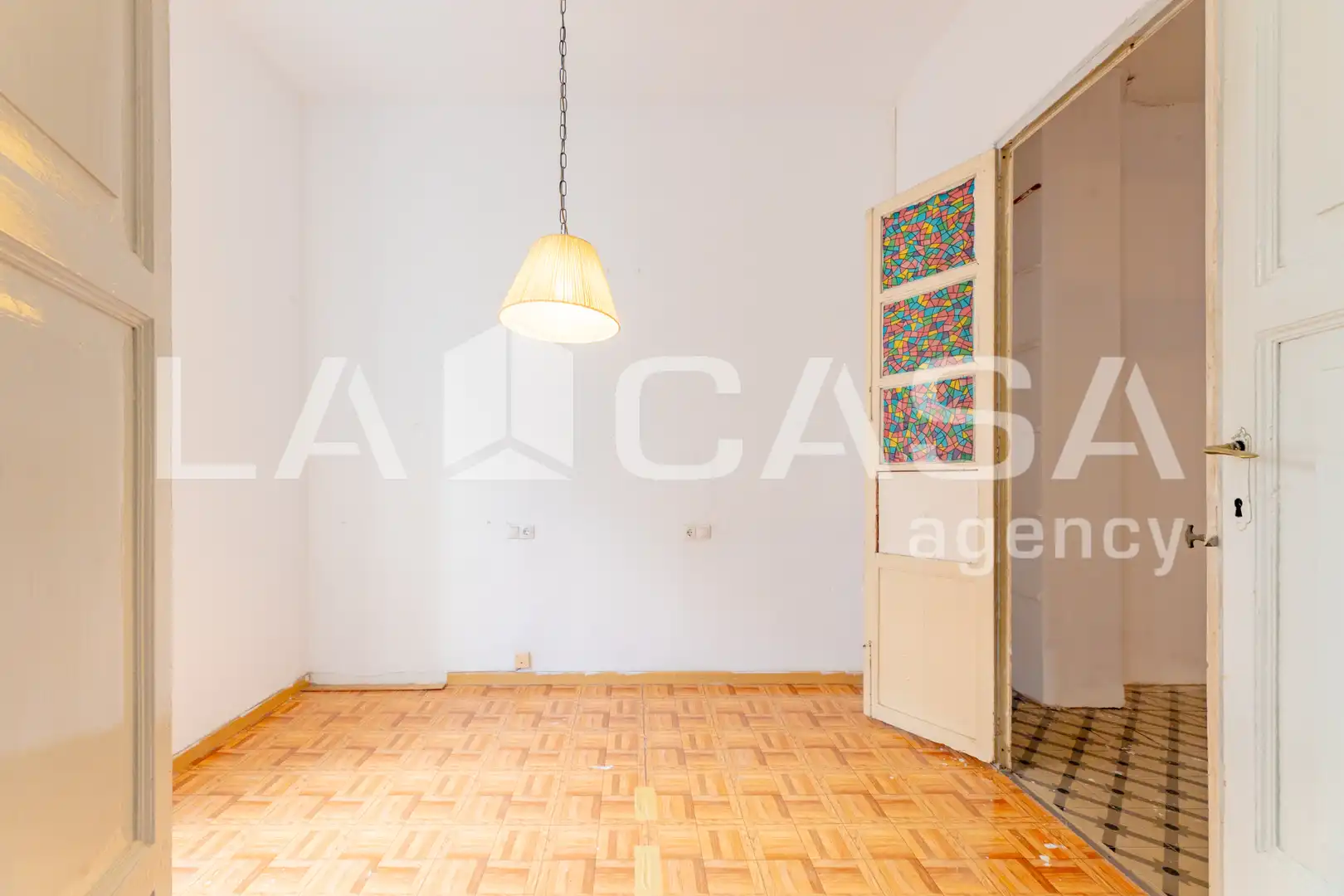 Piso en venta en Valencia con Balcón