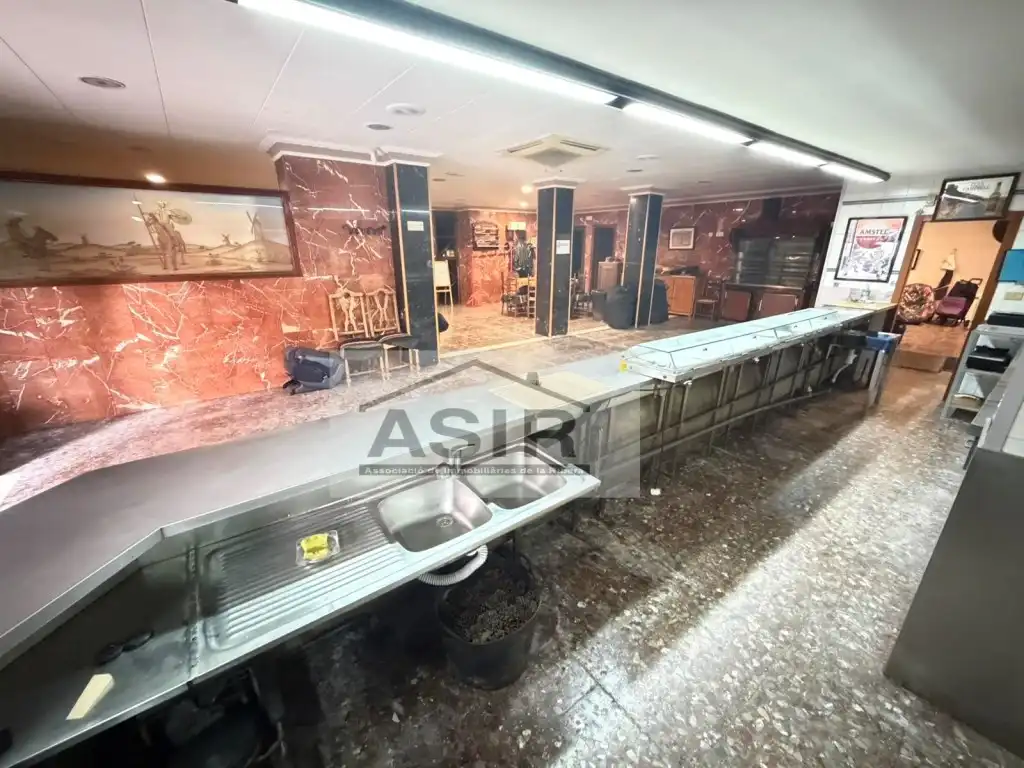 Business premises for sale in Calle Tetuan, imagen 11