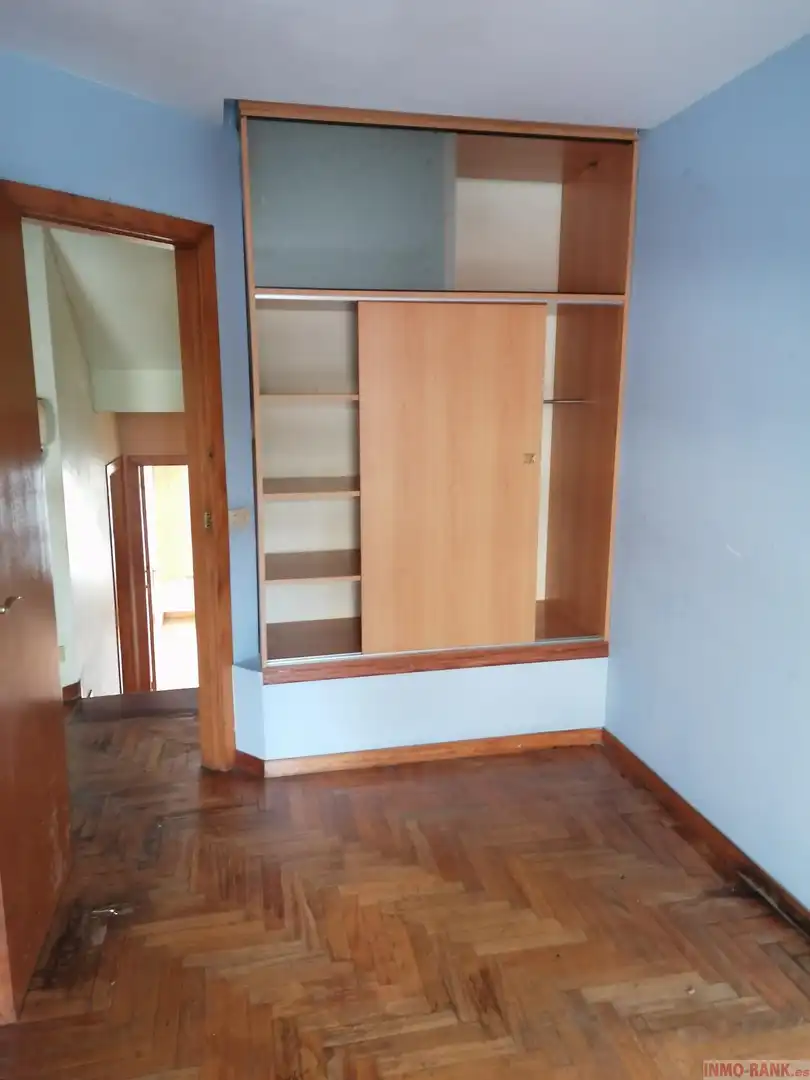 Habitación de Piso en venta en Vigo  con Trastero