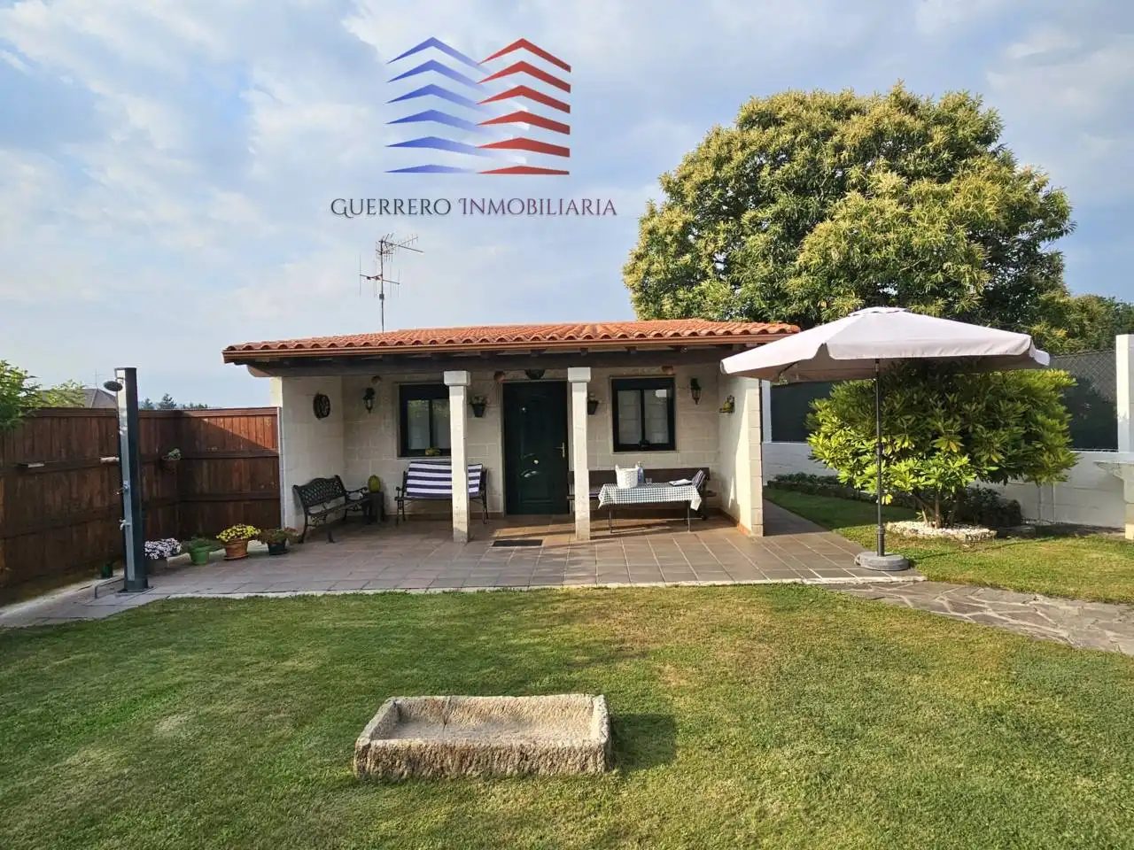 Casa amb jardí en venda a Calle Outeiro, imagen 3