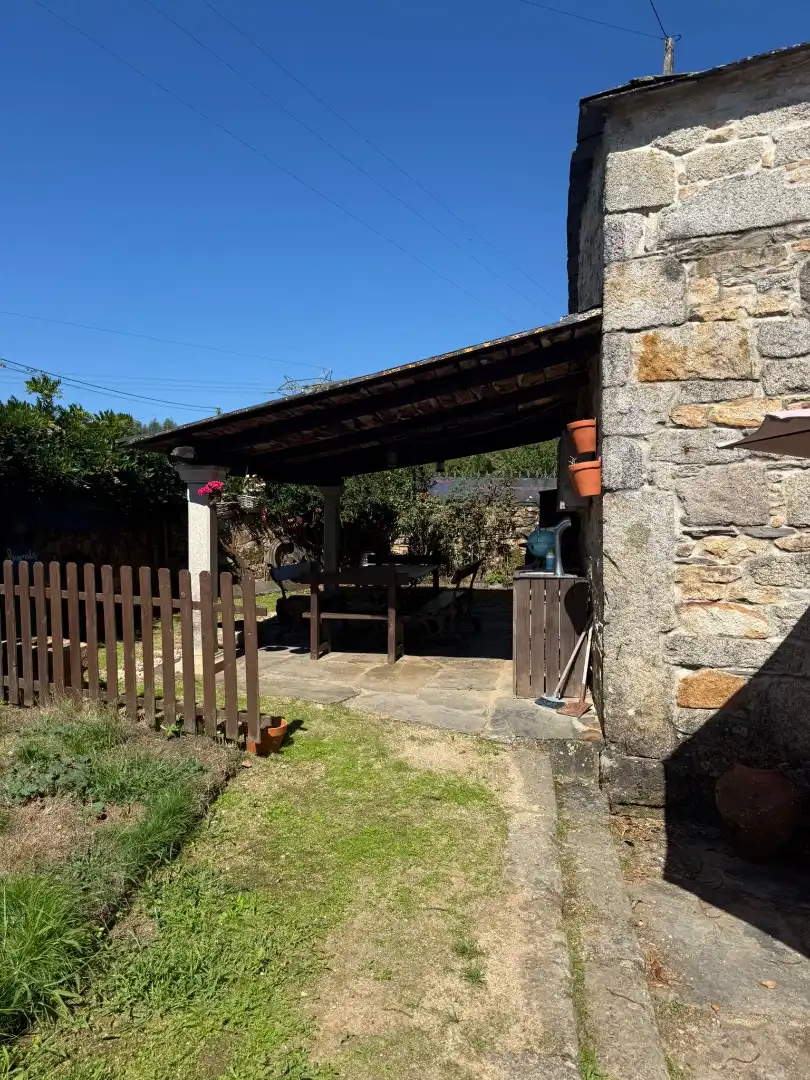Casa o xalet en venda en Outeiro de Rei amb Calefacció, Jardí privat i Piscina