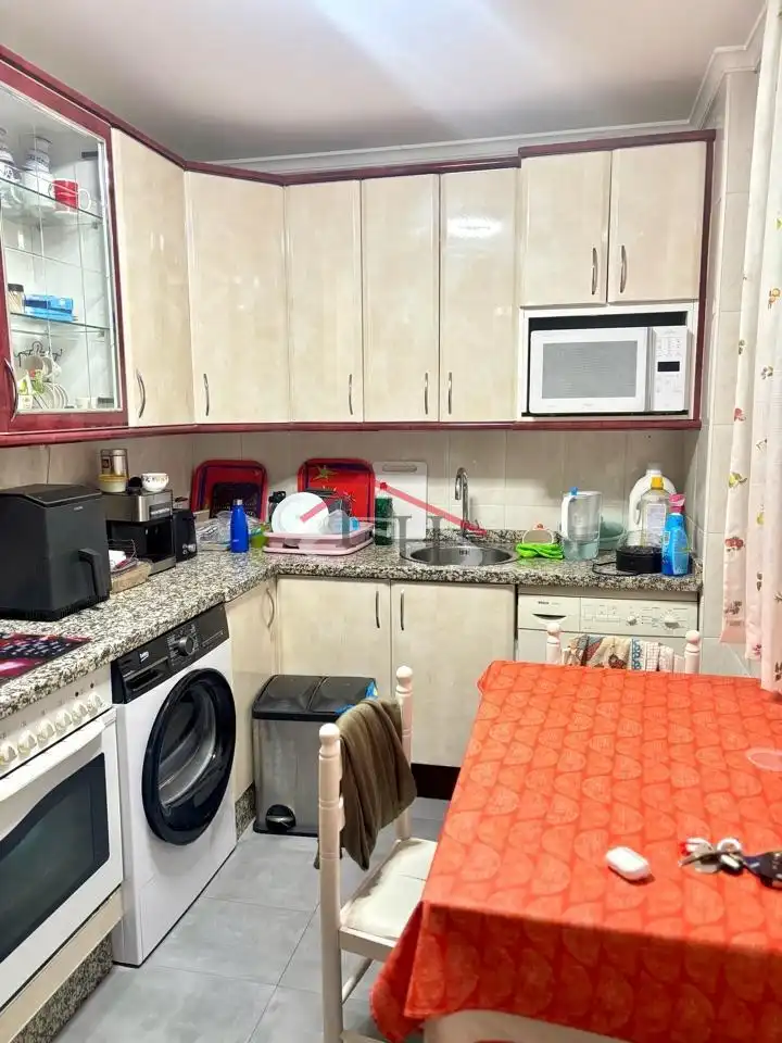 Küche von Wohnung zum Verkauf in San Andrés del Rabanedo mit Heizung, Parkett und Abstellraum