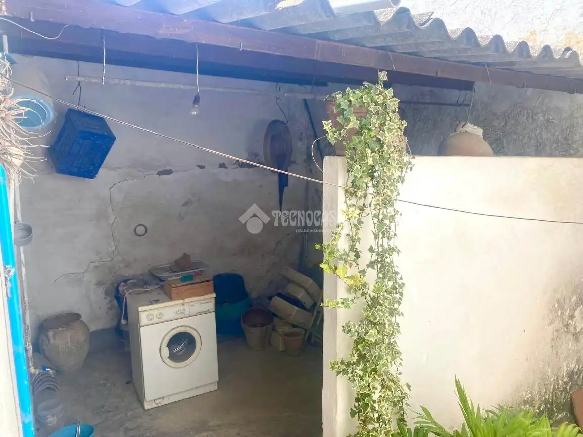 Detached homes for sale in Jimena de la Frontera  with Storage room