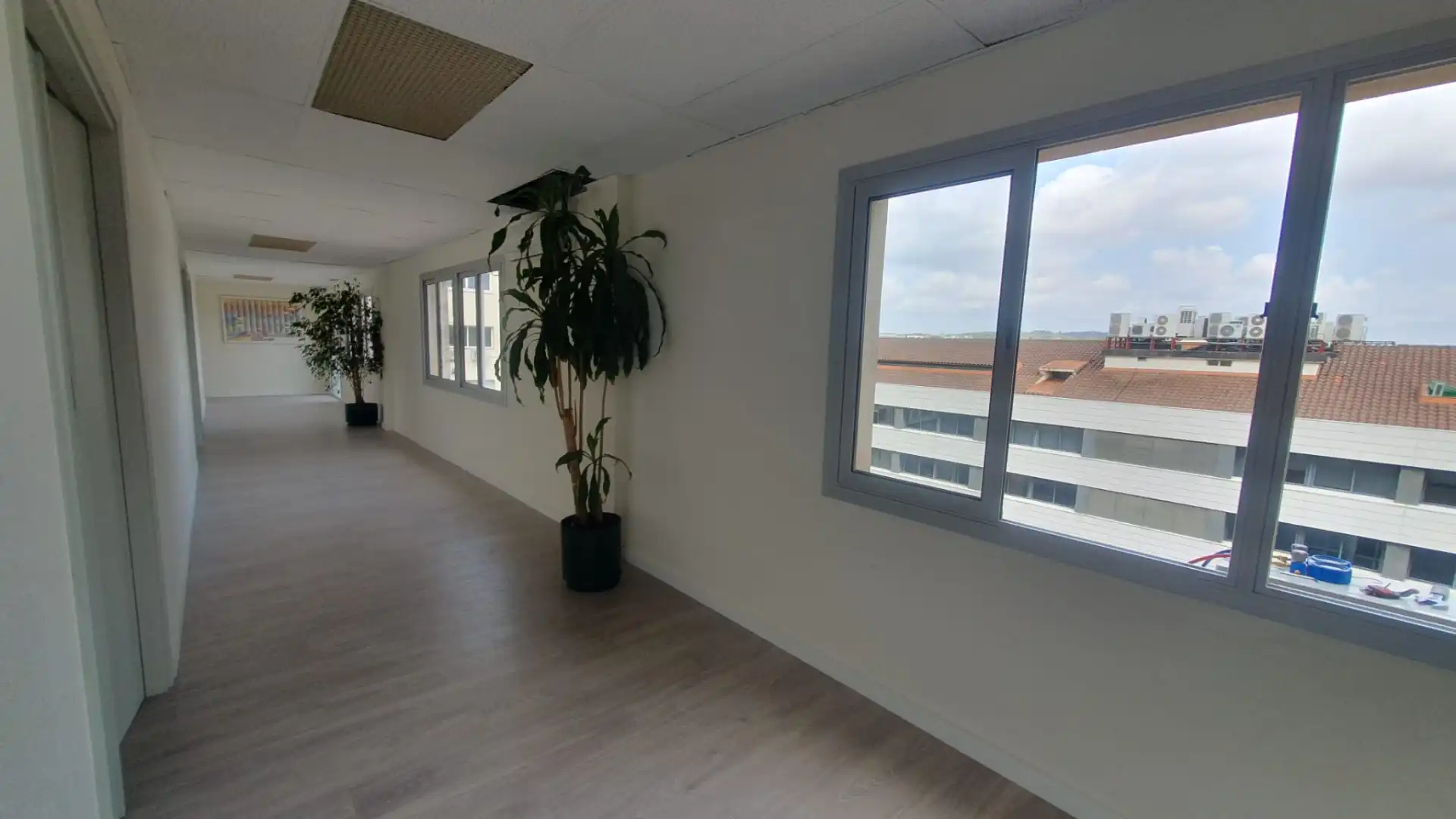 Büro mit Aufzug zum Verkauf in Avinguda de Cerdanyola 75