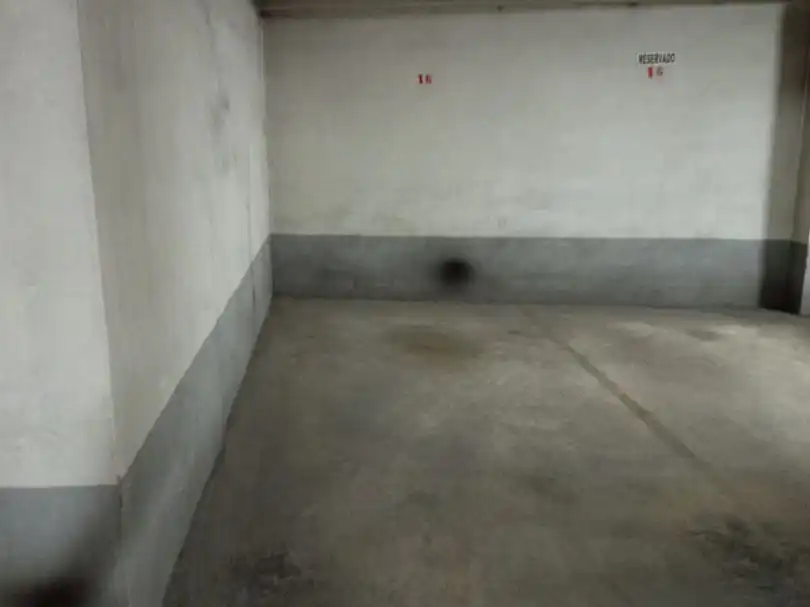 Garage zur Miete in Carrer de Sant Vicent Màrtir, 146, Arrancapins