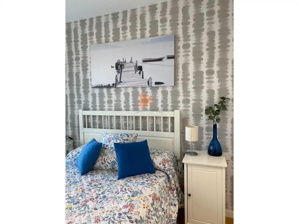 Bedroom of Duplexes for rent in Santiago de Compostela   with Furnished